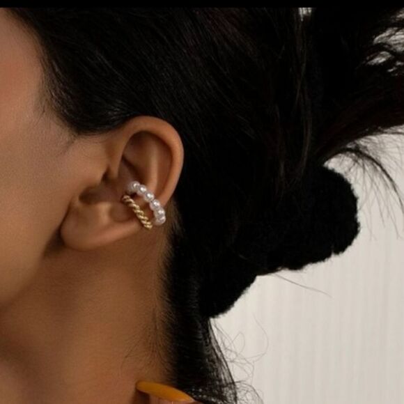 Pearl earrings, vintage layered, without piercing, pearl, cartilage Cuff - Picture 4 of 10